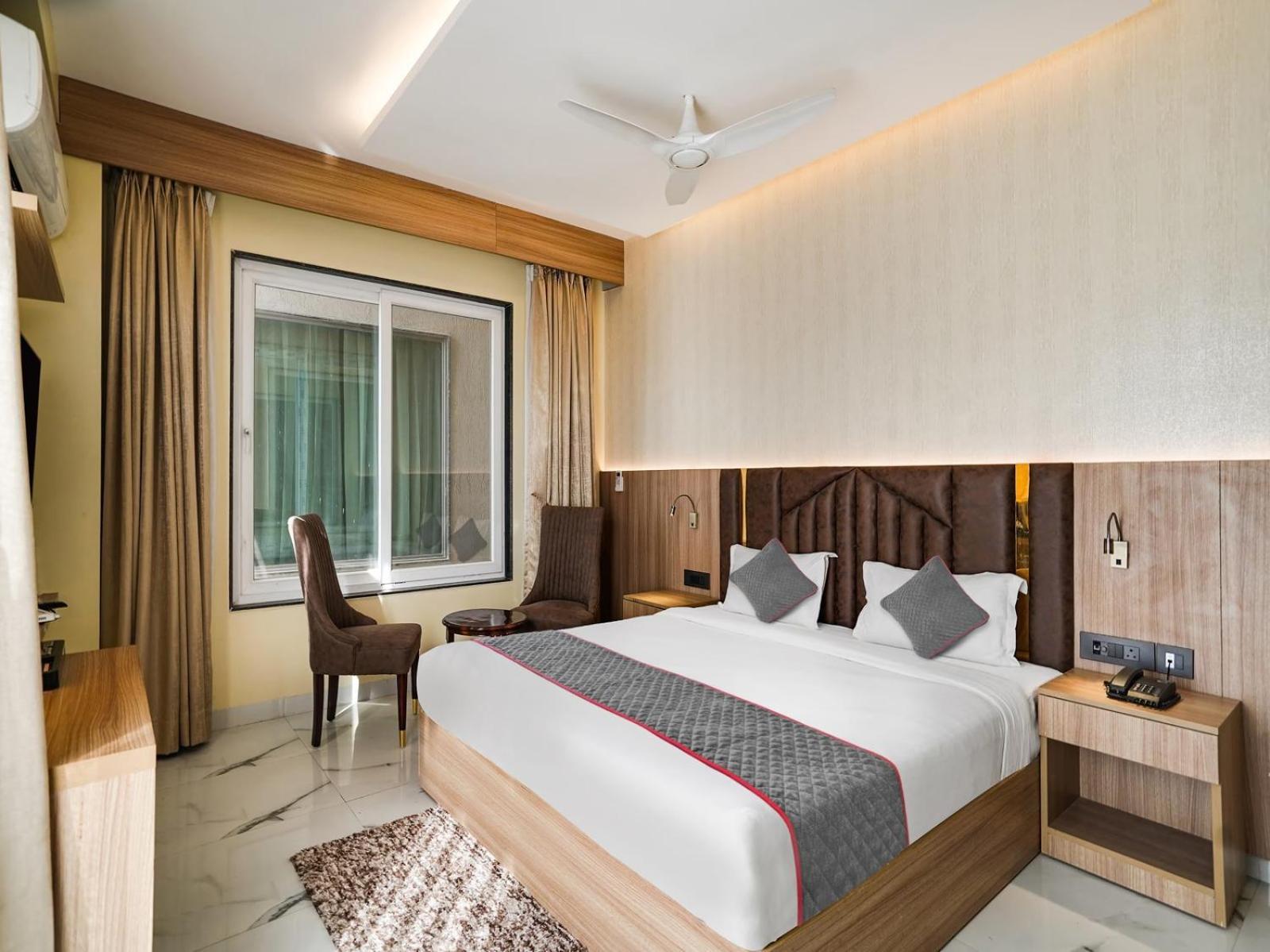Sun Plaza 4*